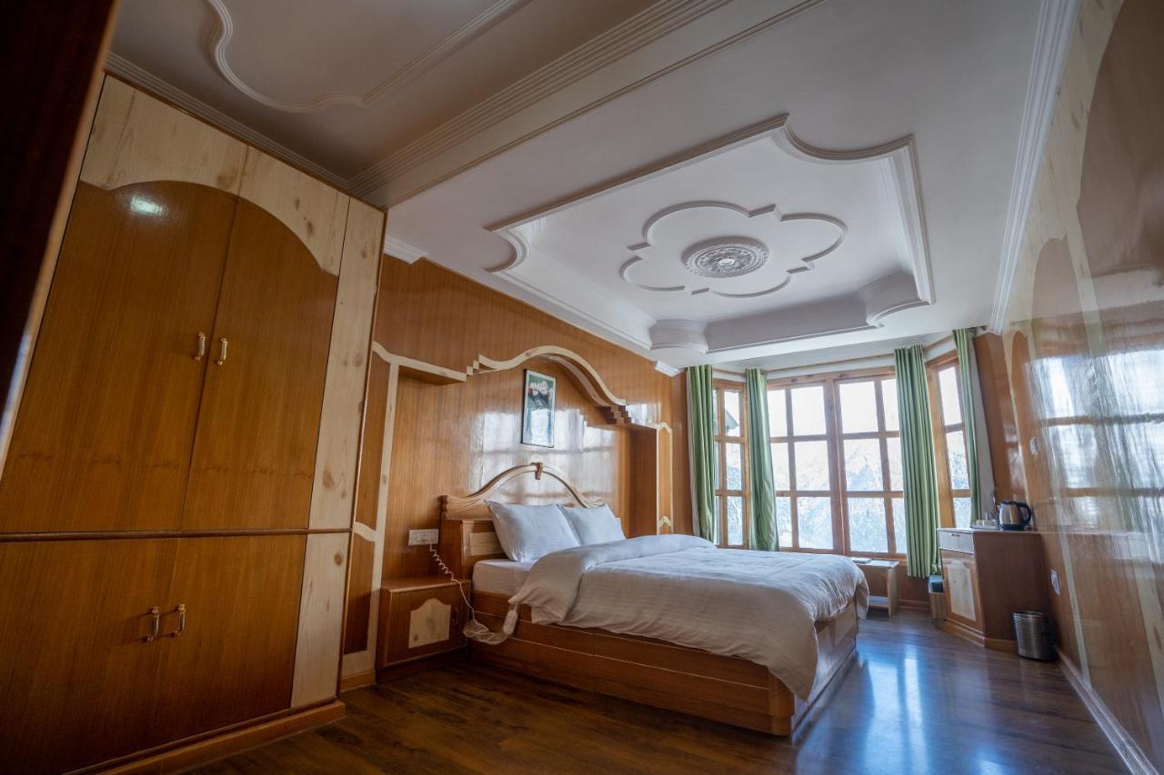 Hotel Kalpa Deshang Ngoại thất bức ảnh