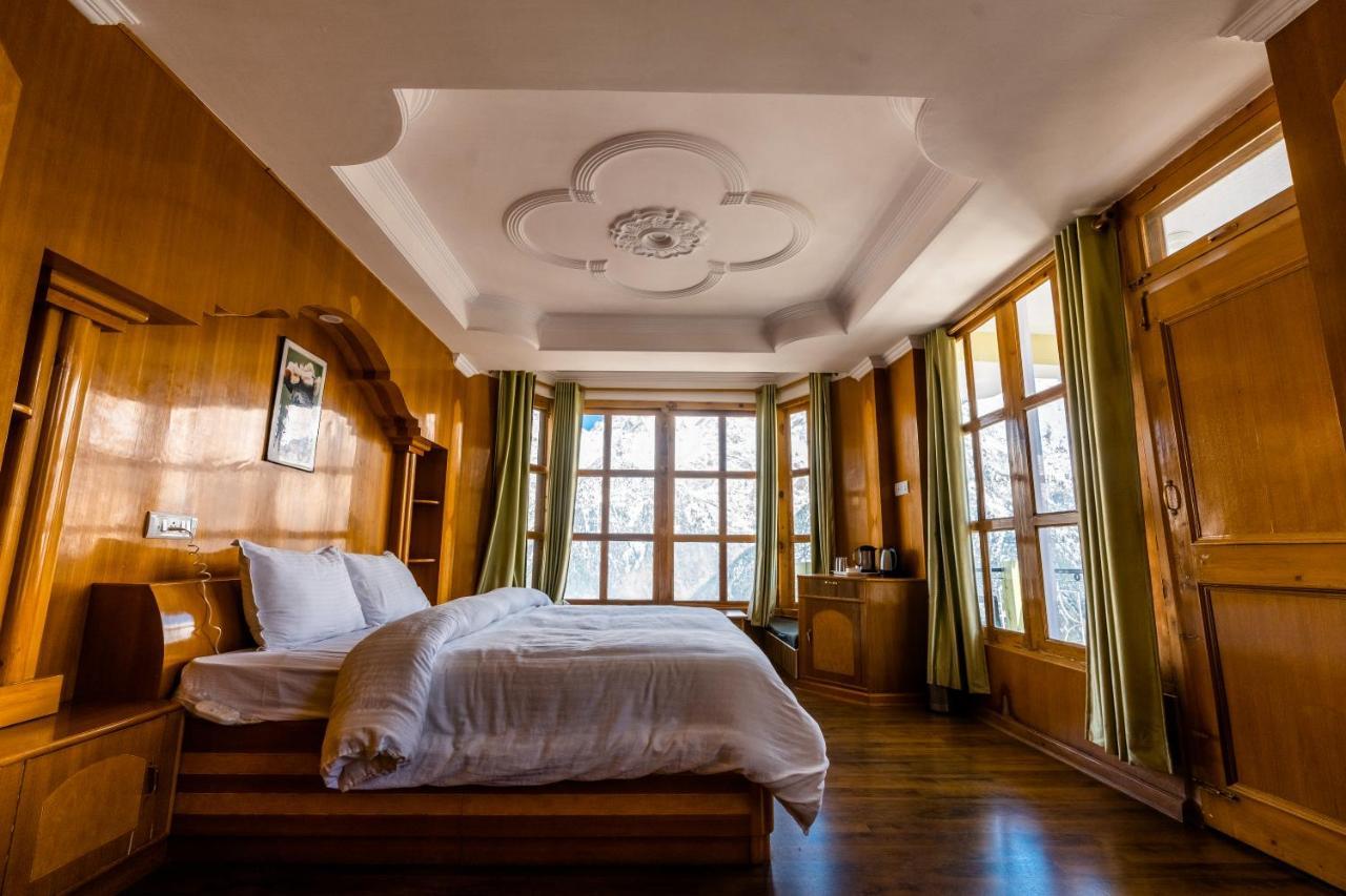 Hotel Kalpa Deshang Ngoại thất bức ảnh