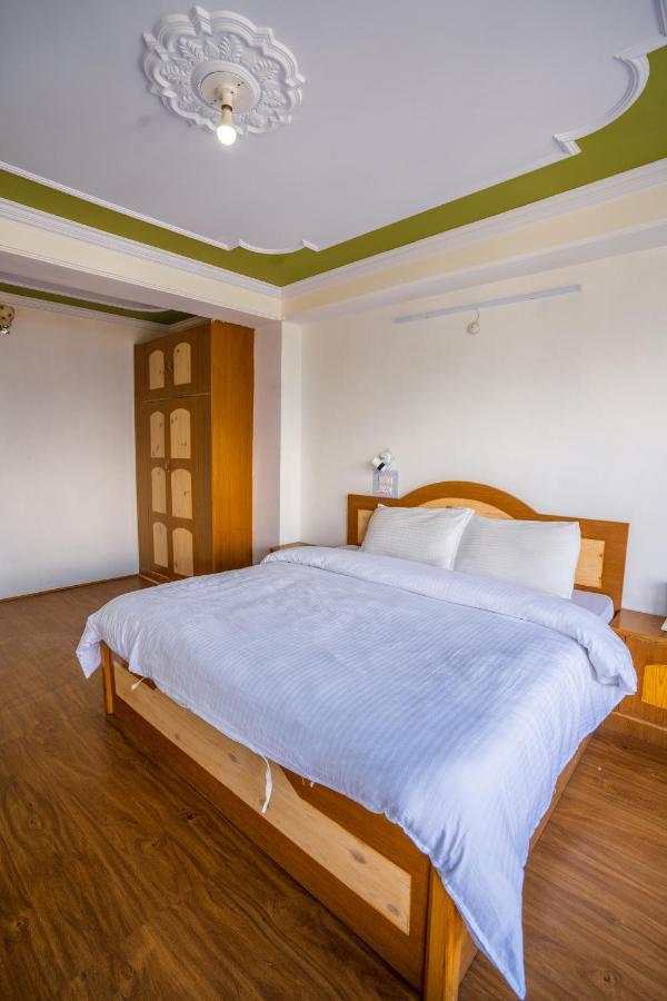 Hotel Kalpa Deshang Ngoại thất bức ảnh