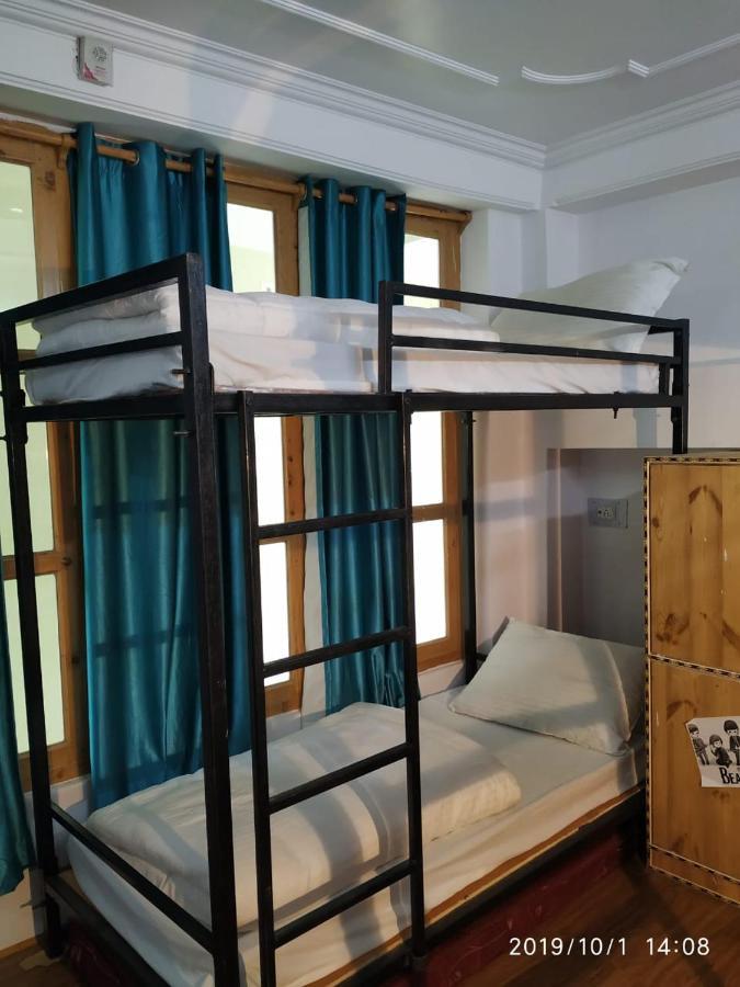 Hotel Kalpa Deshang Ngoại thất bức ảnh